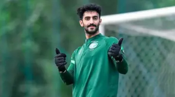 الكشف عن سبب غياب حارس السعودية الأساسي أمام السنغال                                الأخضر يرفض المخاطرة بالعقيدي كشفت جريدة الرياضية السعودية سبب عدم مشاركة نواف العقيدي حارس منتخب السعودية الأساسي أمام السنغال وديا. وغاب العقيدي عن اللقاء الذي انتهى بالتعادل السلبي في الولايات المتحدة رغم تعافيه من الإصابة…                الأربعاء، 10 يونيو 2026 – 11:31