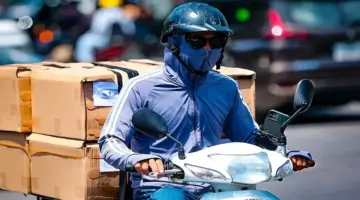 تشهد مدينة هاي فونغ موجة حر محلية مصحوبة بعواصف رعدية في المناطق الساحلية.