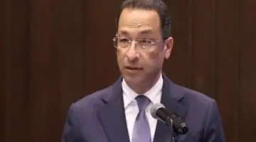 ثورة رقمية.. 125.65 مليون مشترك بالهواتف الذكية و94.43 مليون اشتراك نشط بالإنترنت المحمول.. 14.31 مليون مشترك بالتليفون الثابت.. و12.95 مليون اشتراك بالإنترنت الأرضى.. و4651 مكتب بريد حكومى