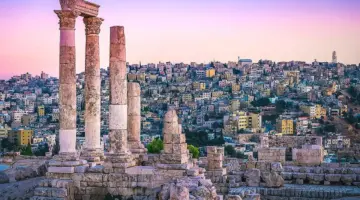 رؤيا الإخباري | طقس العرب: انخفاض ملموس على الحرارة في عمان بـ 5 درجات وأجواء صيفية معتدلة الإثنين