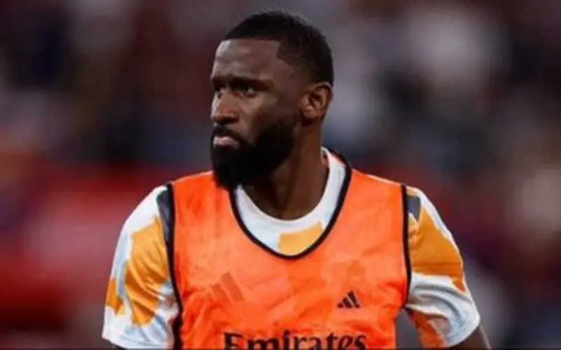 ريال مدريد يجدد عقد روديغير حتى 2027