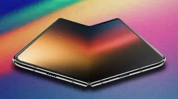 سامسونج تبدأ إنتاج شاشات OLED لأول آيفون قابل للطي من آبل
