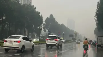 شهدت مناطق شمال فيتنام هطول أمطار تجاوزت 300 ملم، بينما شهدت مناطق جنوب فيتنام عواصف رعدية في وقت متأخر من بعد الظهر والمساء.