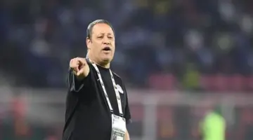 ضياء السيد: حسين عموتة الخيار الآمن للأهلي.. ووائل جمعة إضافة قوية