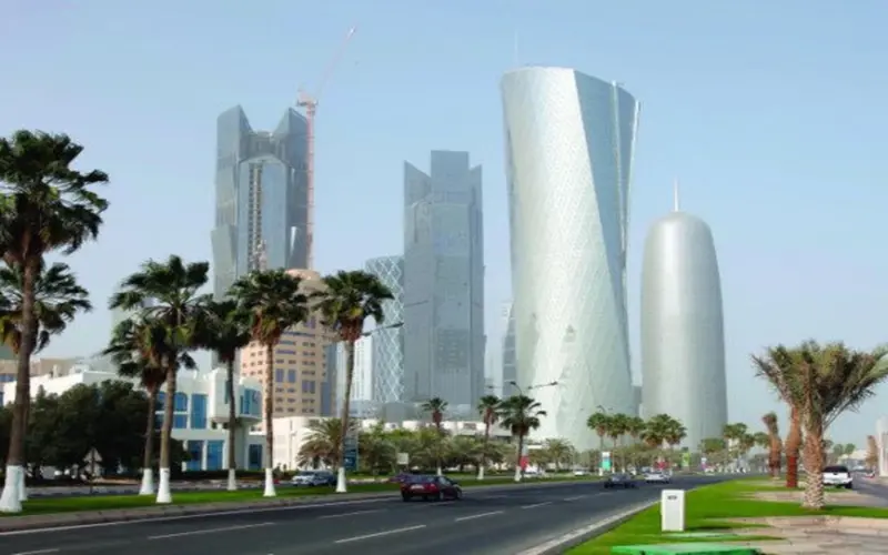 طقس قطر المتوقع اليوم الجمعة.. حار نهارا على الساحل مصحوبا بغبار عالق في البحر