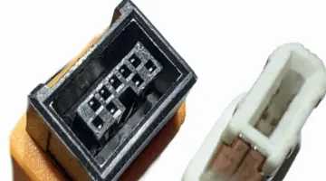 وداعاً FireWire… المنفذ الذي أنقذ أرشيفاً وغيّر عالم الصوت