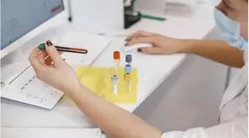 اختبار دم جديد يتنبأ بأعراض الزهايمر قبل ظهورها